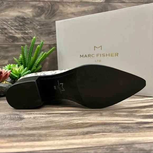 NIB Marc Fisher Yilda Notched Western Leather Ankle Bootie Black Snake Multi 8M - Picture 7 of 12